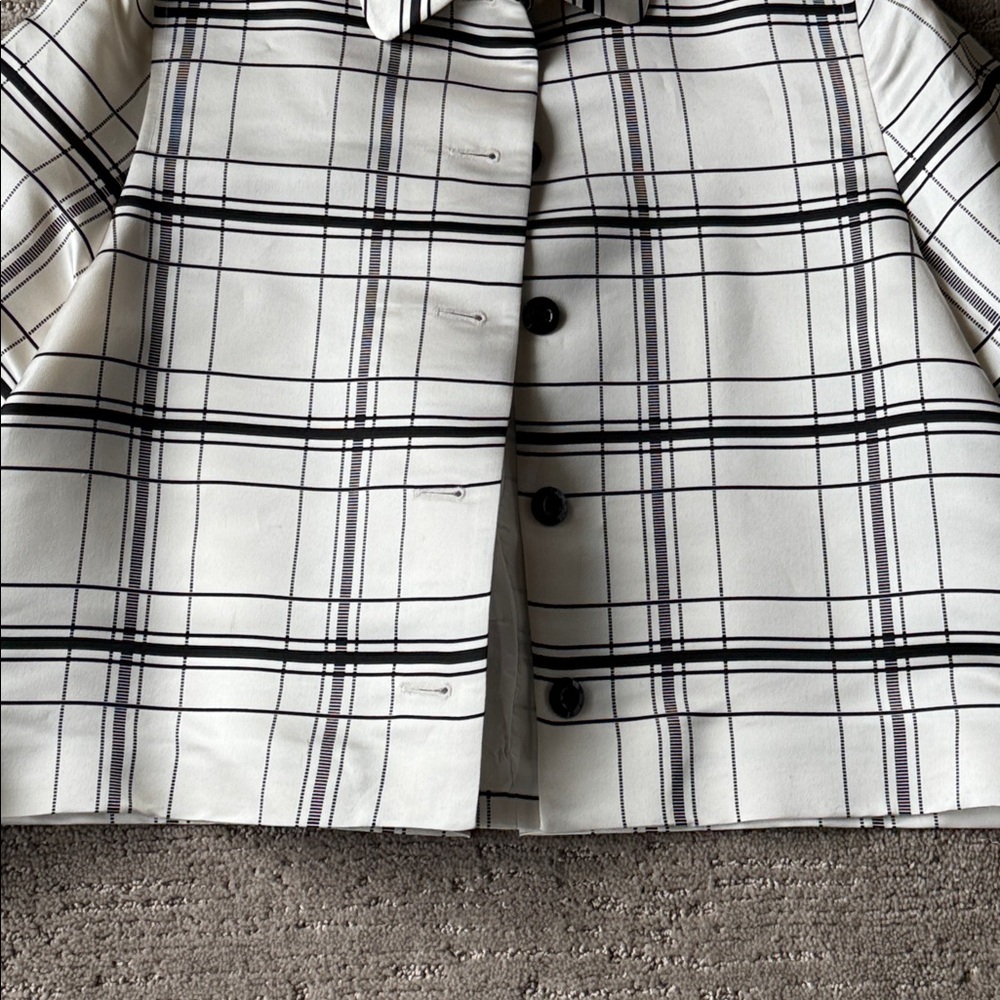 Oscar de La Renta Silk Cropped Jacket - Picture 5 of 10